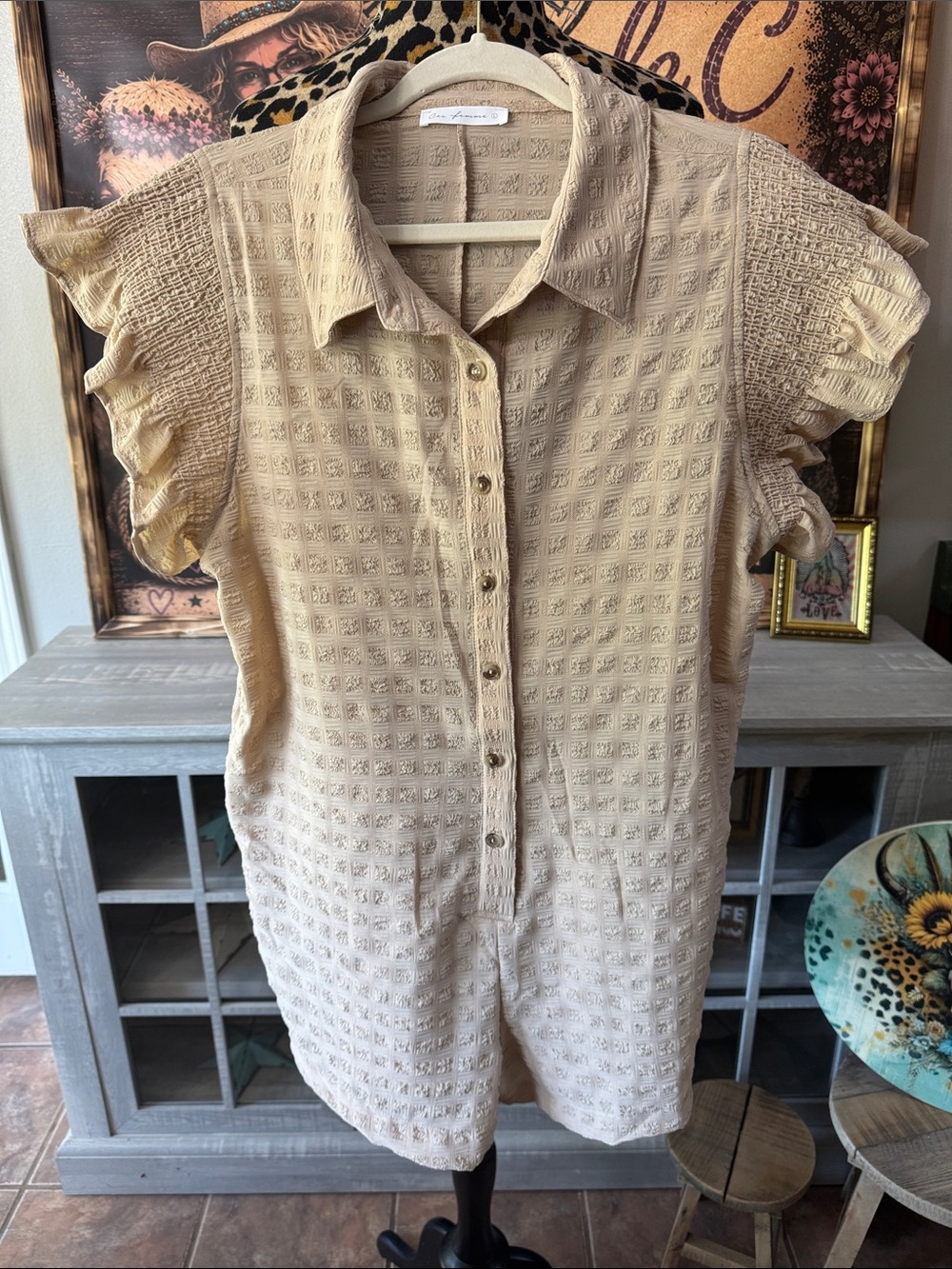 Ces Femme Cream Textured Button-Down Top with Ruffle Sleeves Sz Large